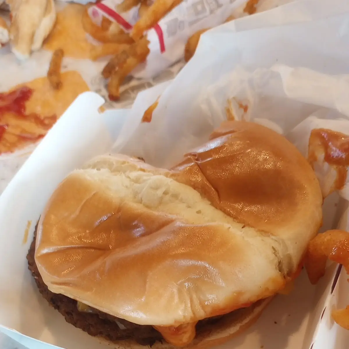 Not so Ultimate Cheeseburger Meal
