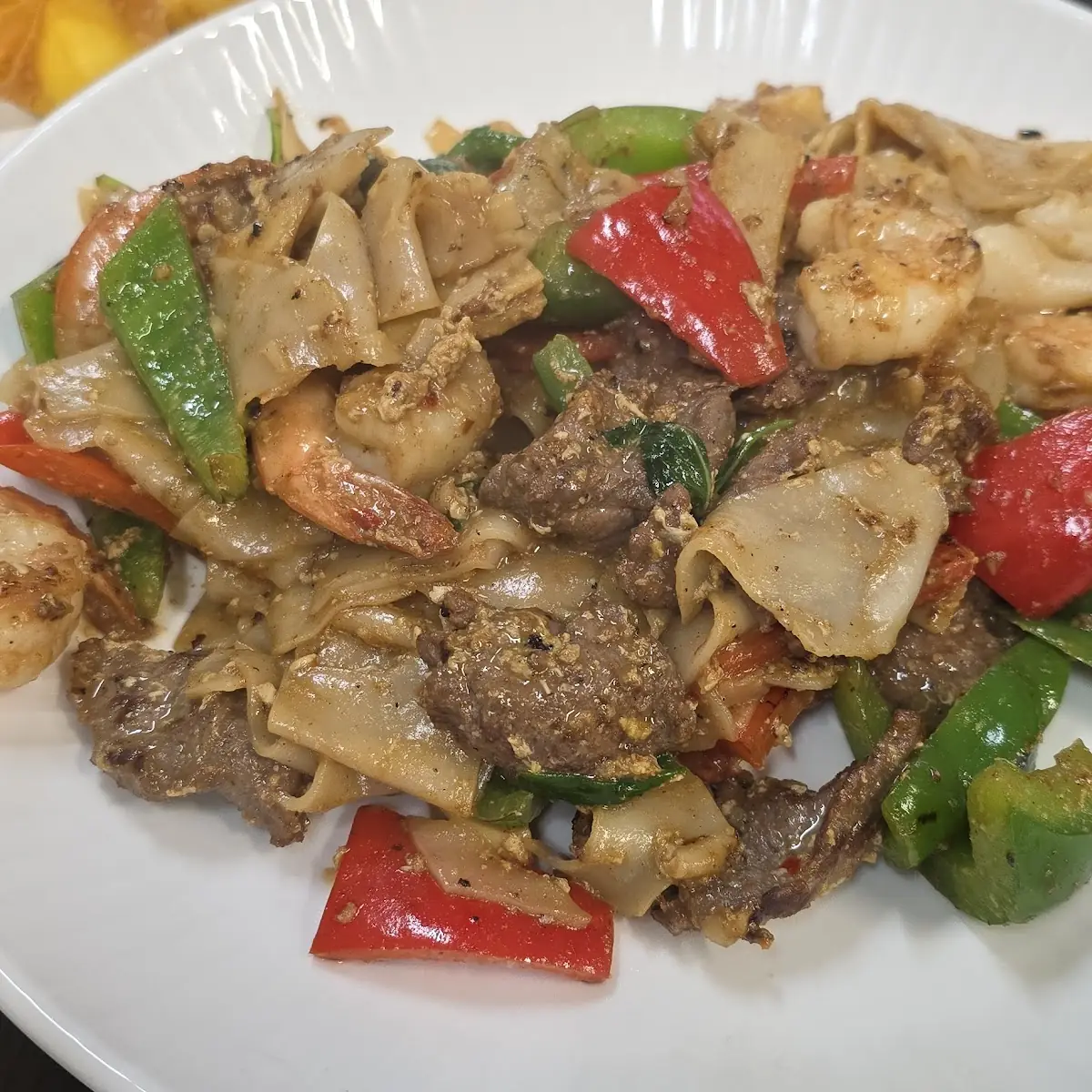 Pad Kee Mao with Shrimp