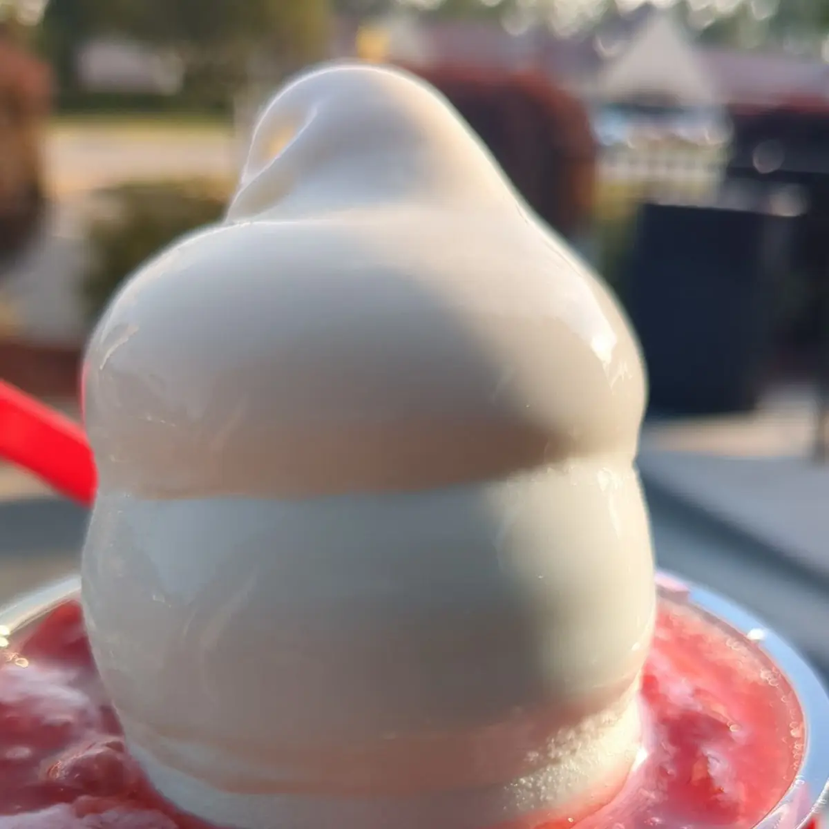 Strawberry Sundae