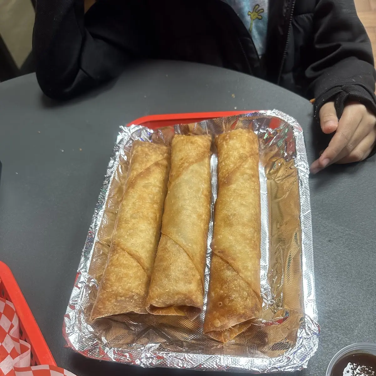 Big Bite Spring Rolls 6pc