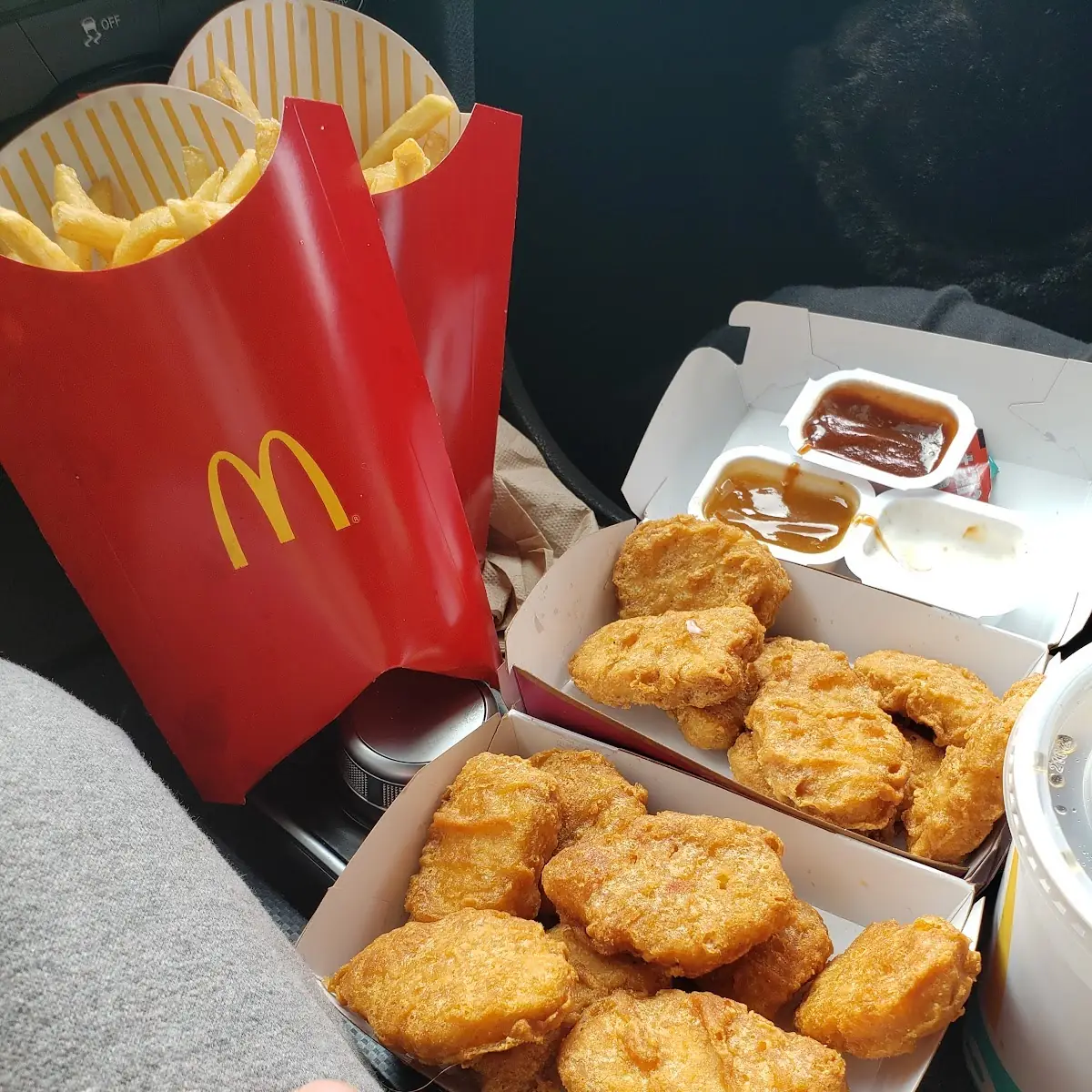 Chicken Mcnuggets Apple Slices