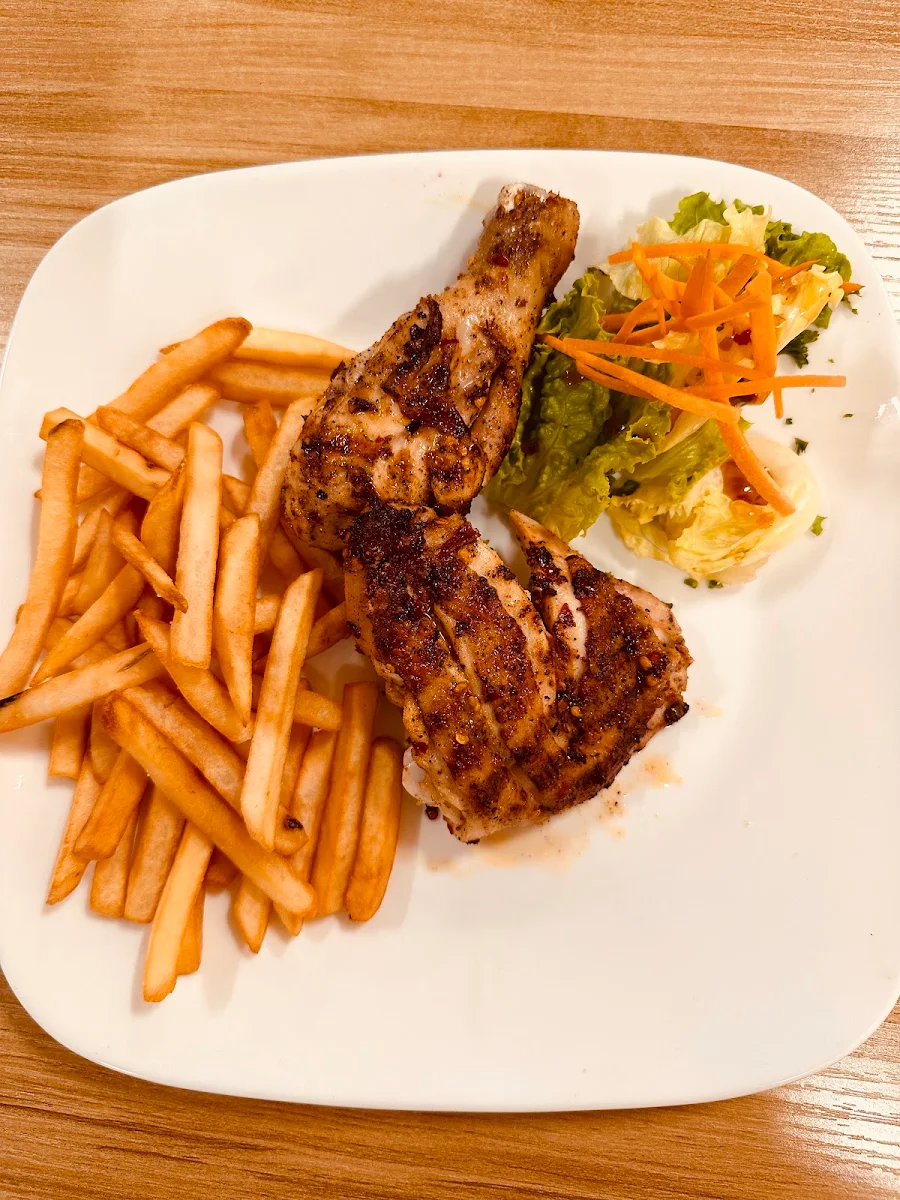 Highlights, Reve restaurant