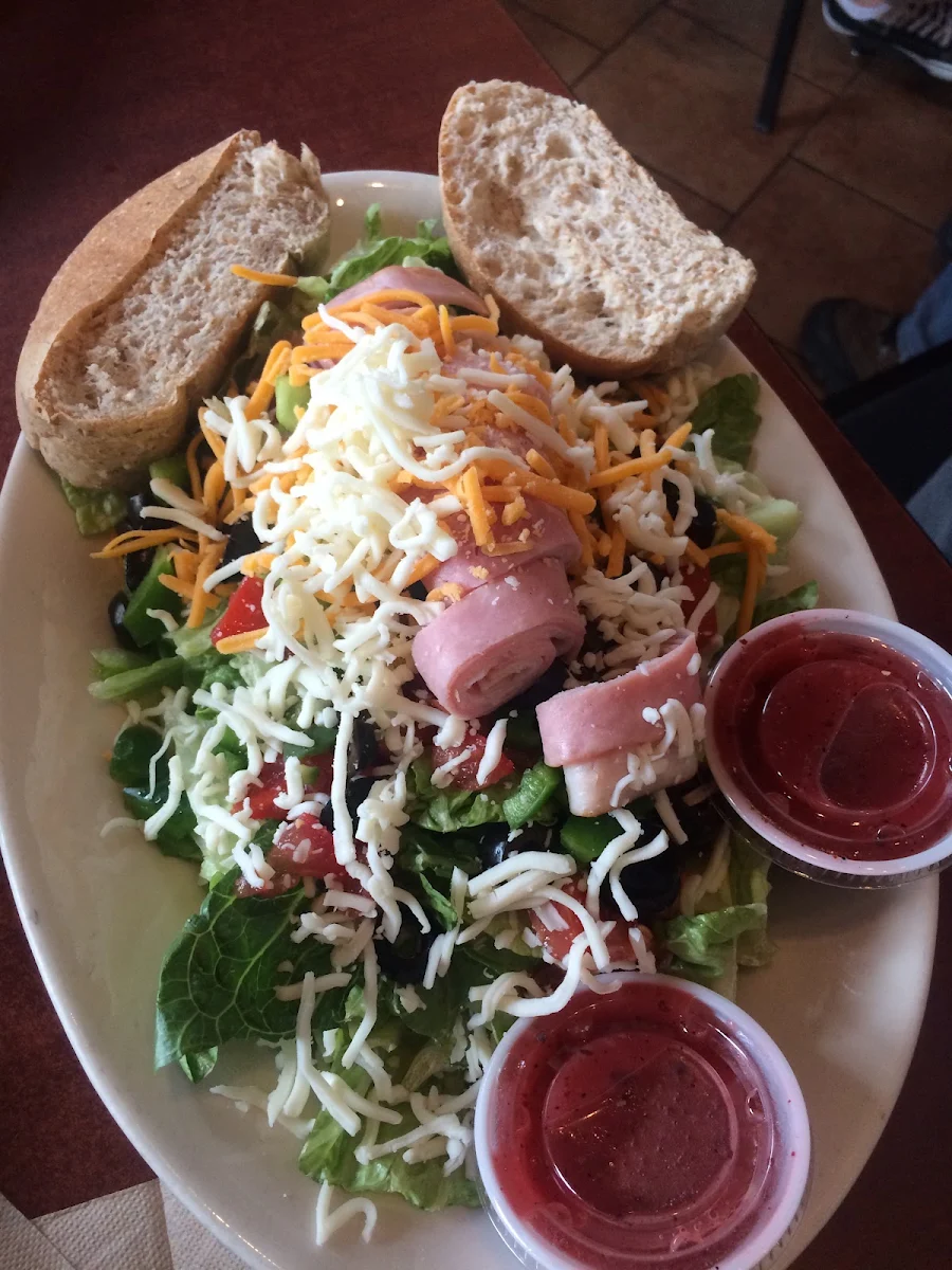 Backroads Signature Salad