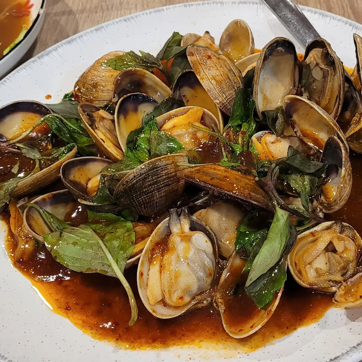 Clams with Chili Paste Basil