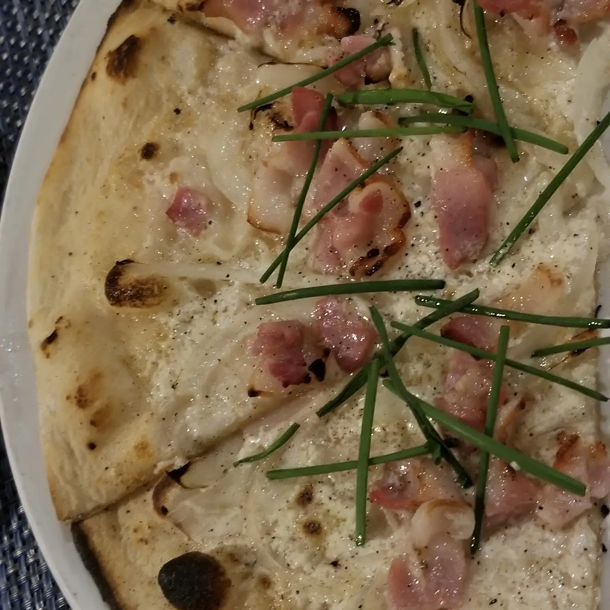 Naked Pig Pizza