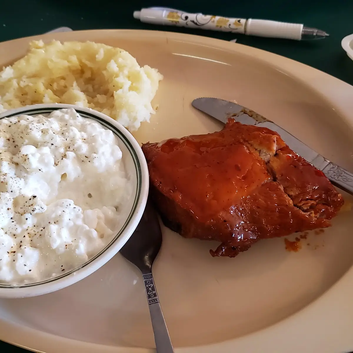 Salmon Cottage Cheeseand Mashed Potatoes