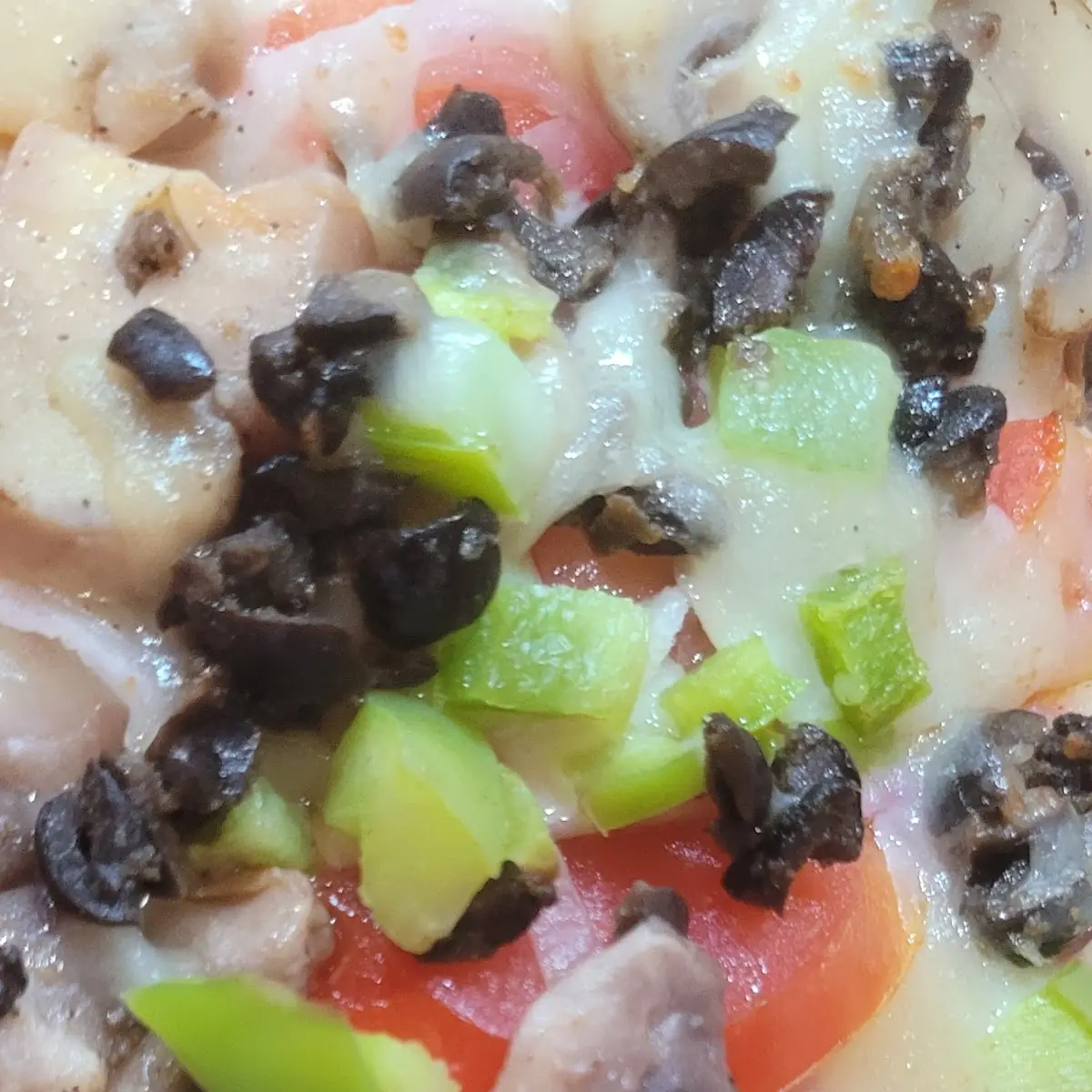 Veggie Supreme Flatbread Pizza