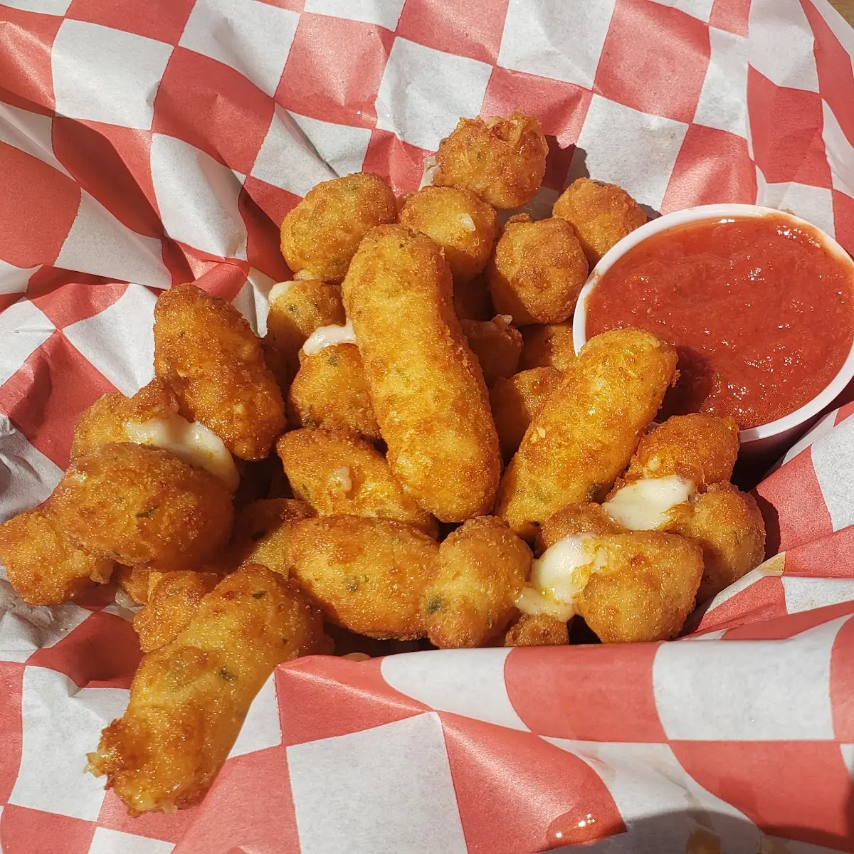 Garlic Cheese Curds