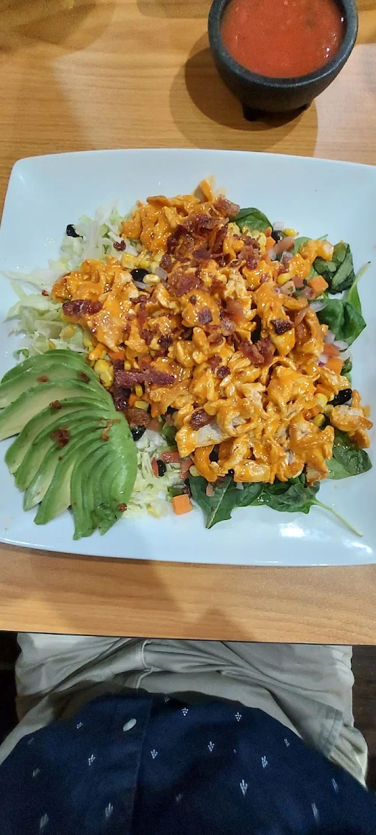 Grilled Buffalo Chicken Salad