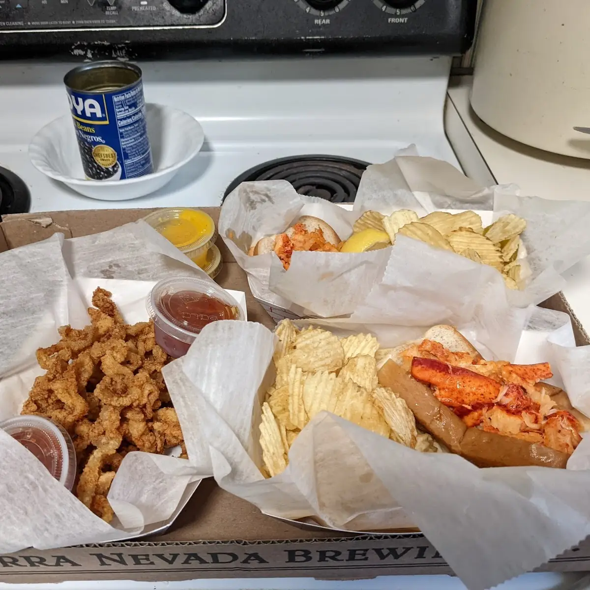 Lobster Roll & Chips Clam Strips