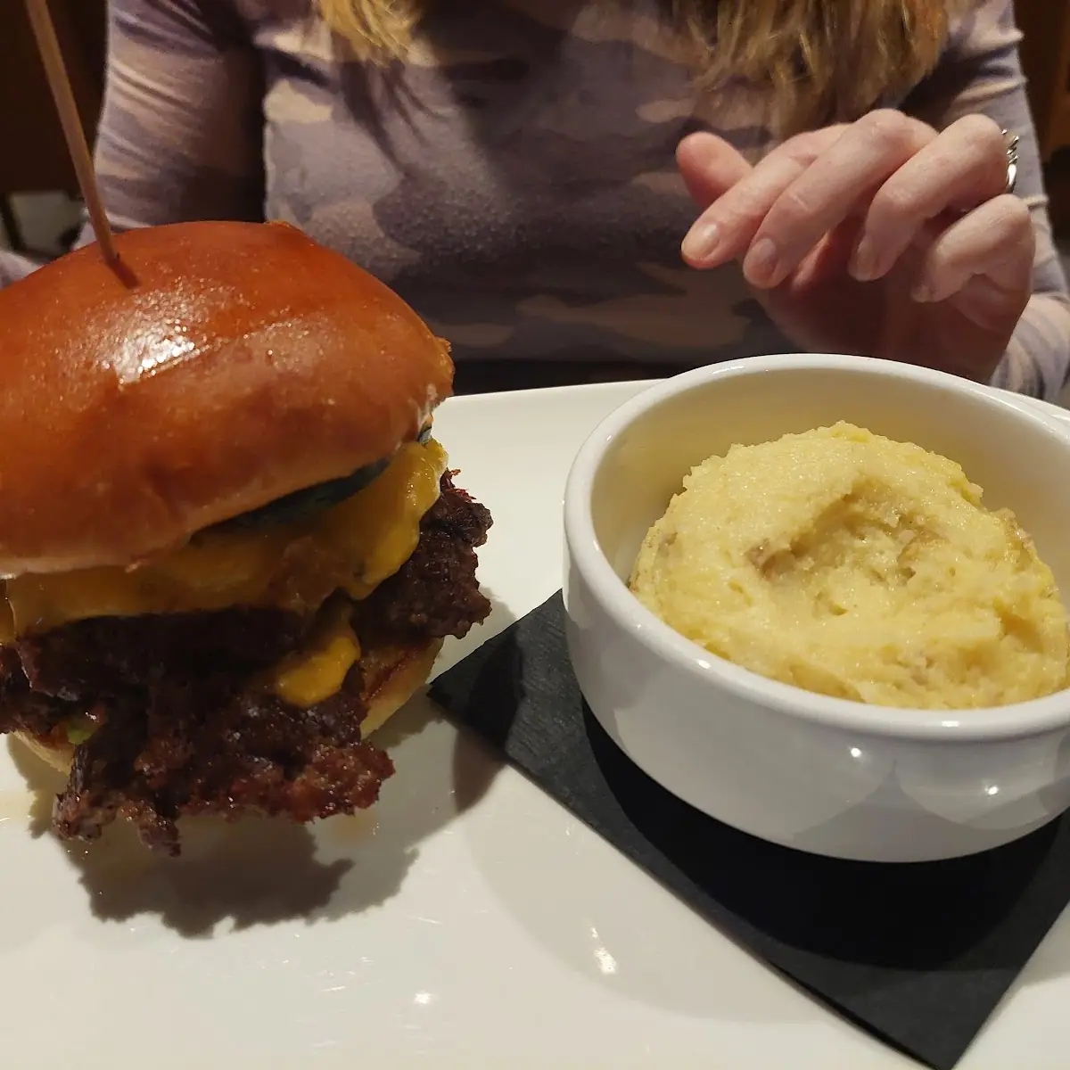 Classic Smash Burger