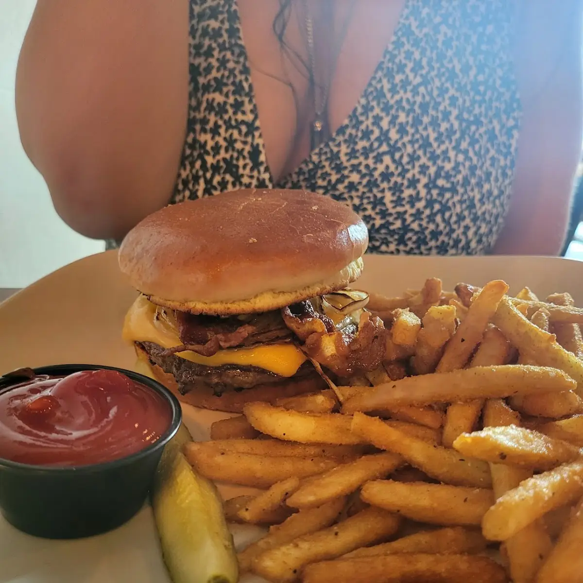 Cheese Burger Deluxe