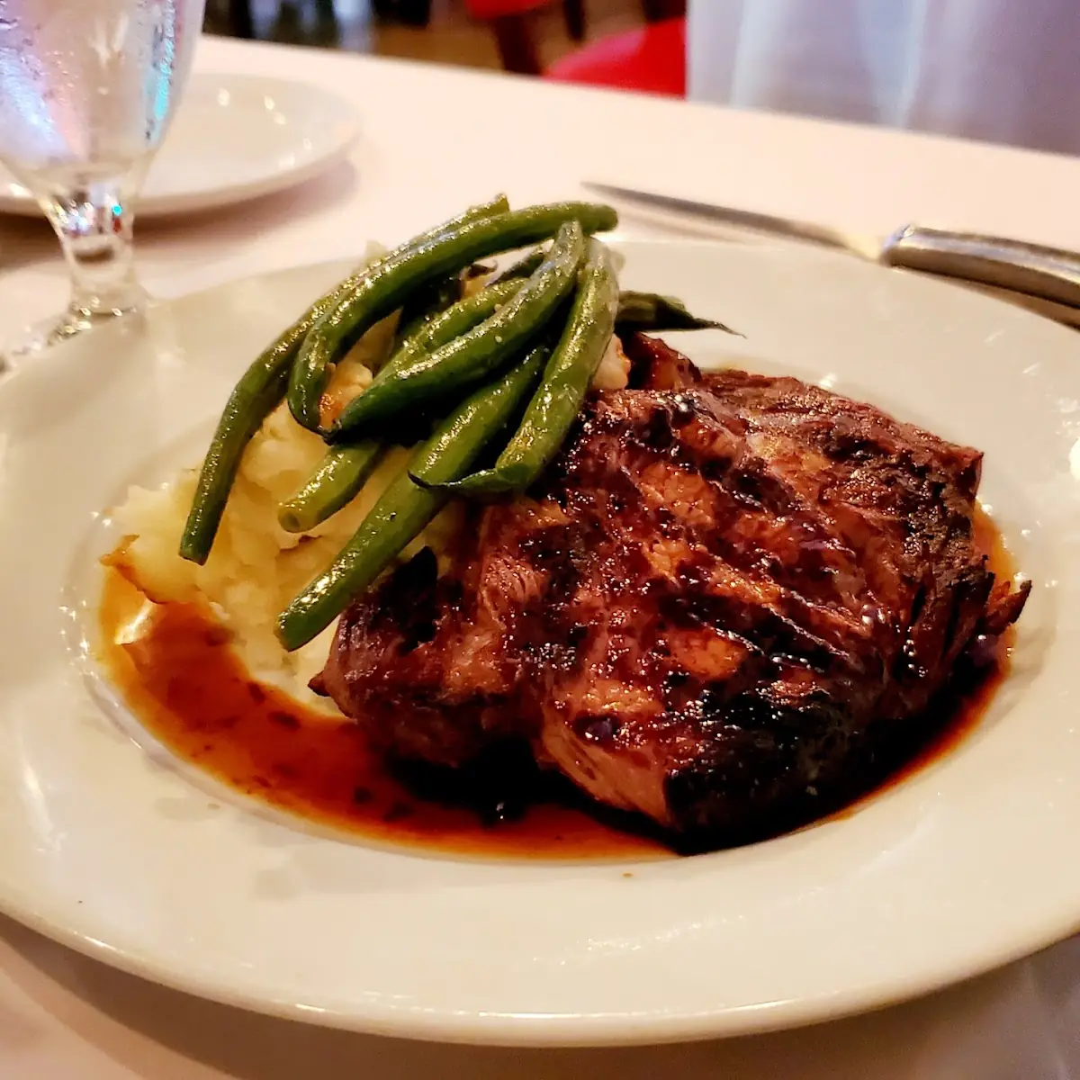 Grilled Rib Eye Steak with Garlic Mashed Potatoes and Green Beans