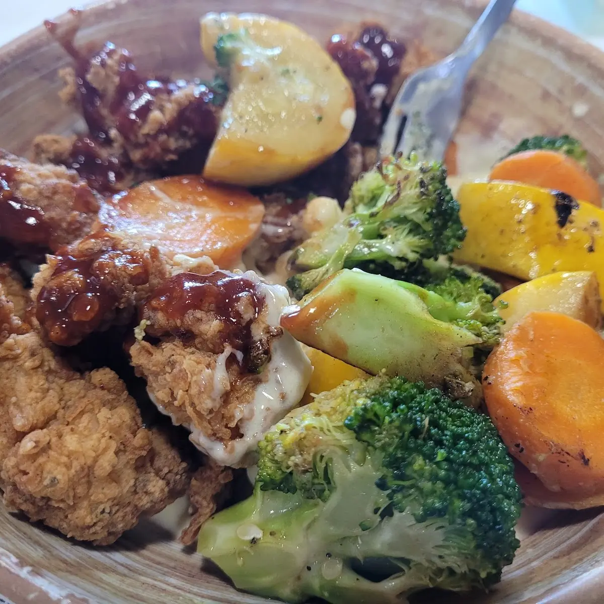 Mac Chicken Bowl