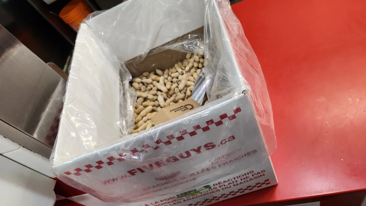 Free Peanuts