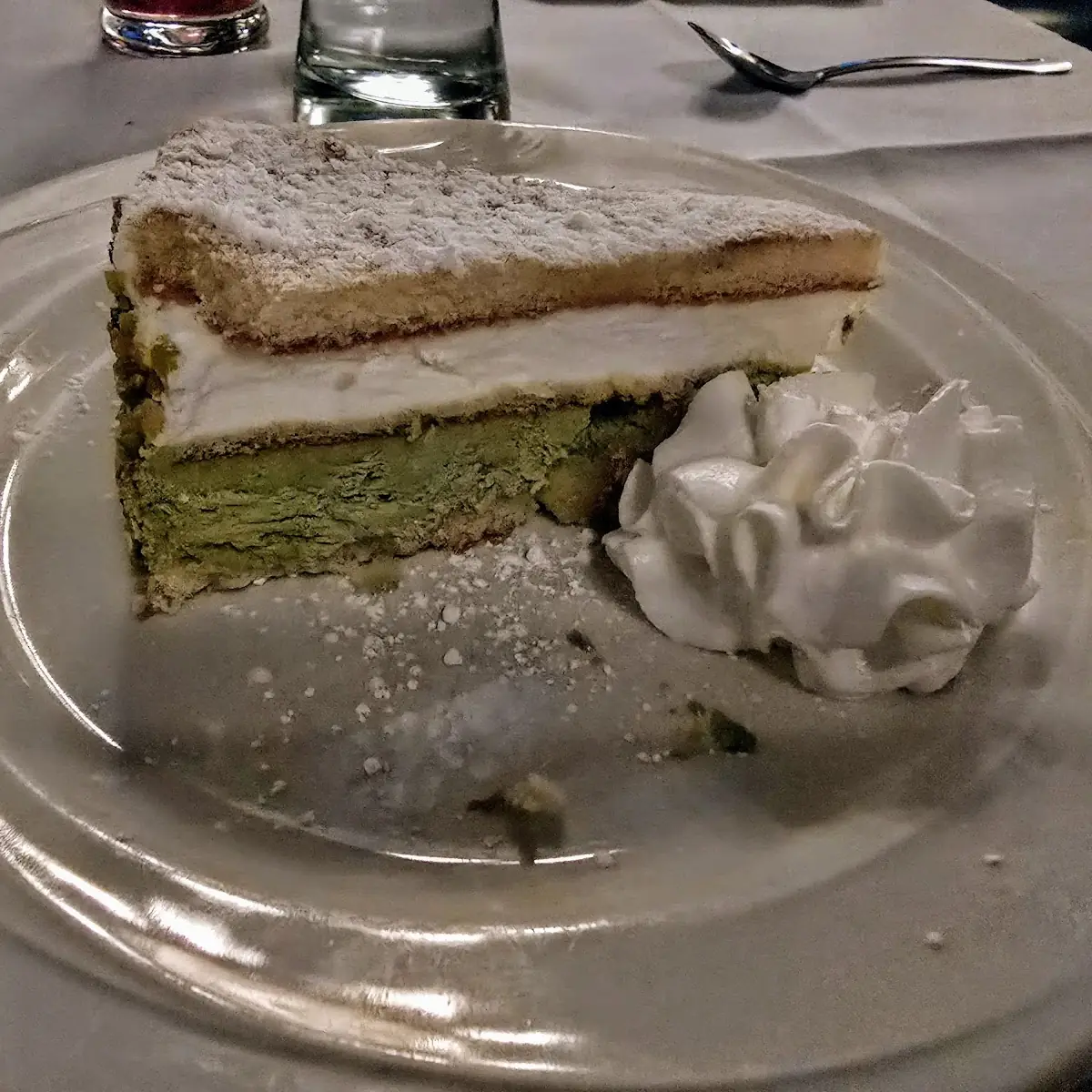 Pistachio Creme Cake