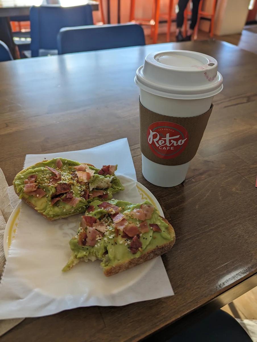 Avocado Toast with Bacon