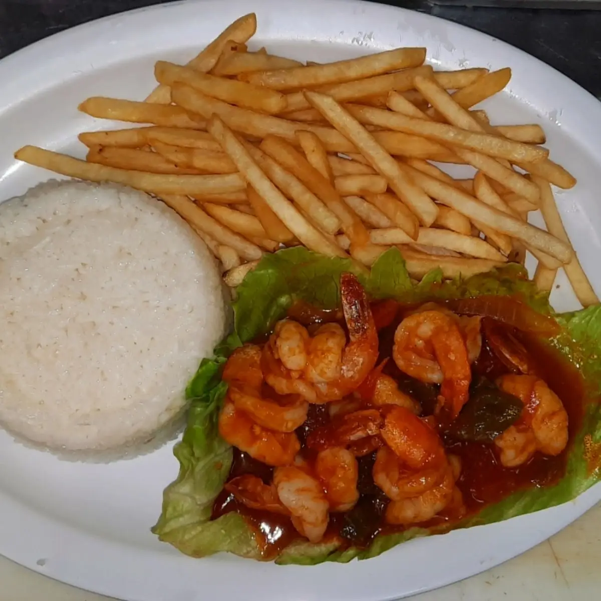 Camarones En Salsa