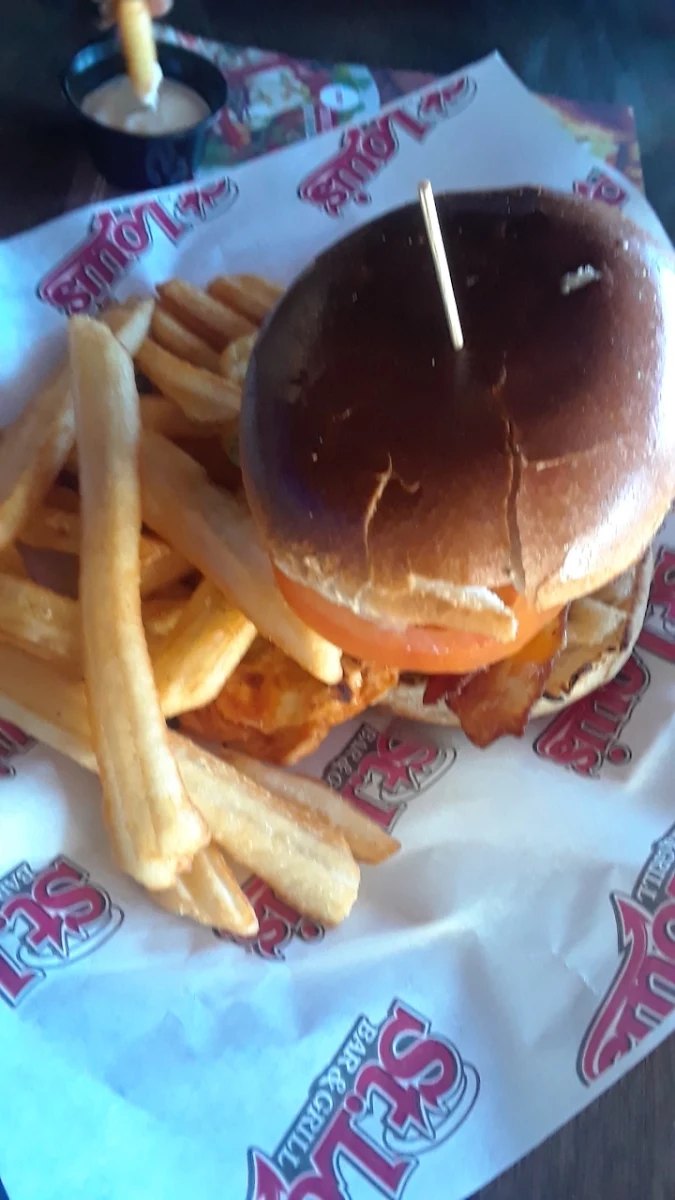 Gralic Dill Chicken Burger Meal