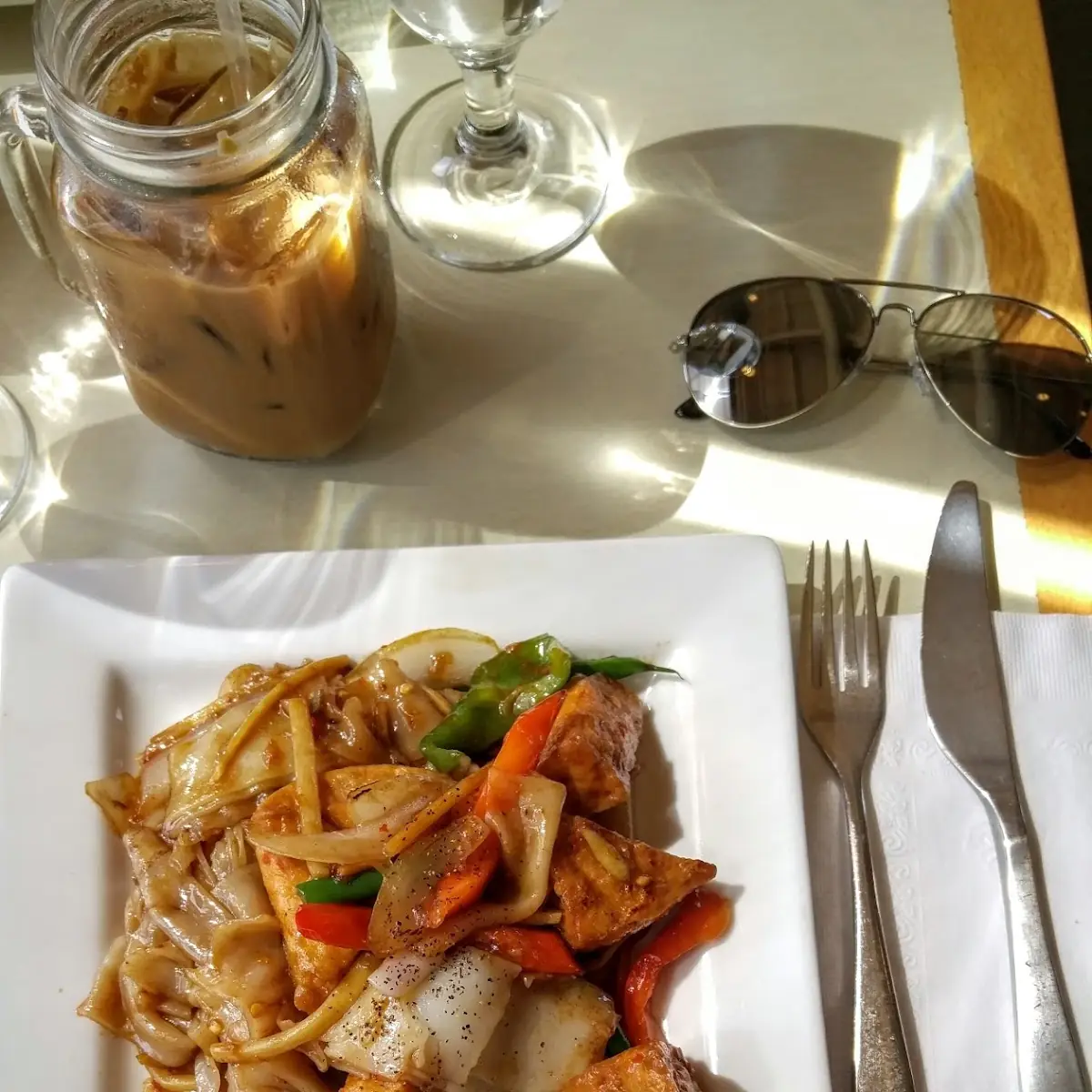 Drunken Noodles with Fried Tofu