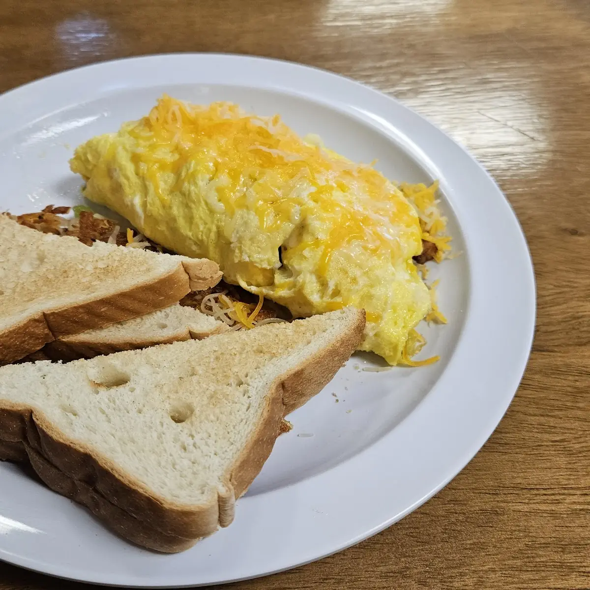 Omelet with Hash Browns