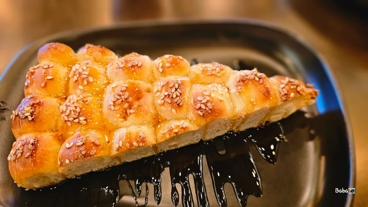Bee Bites Cream Cheese Filled Bread