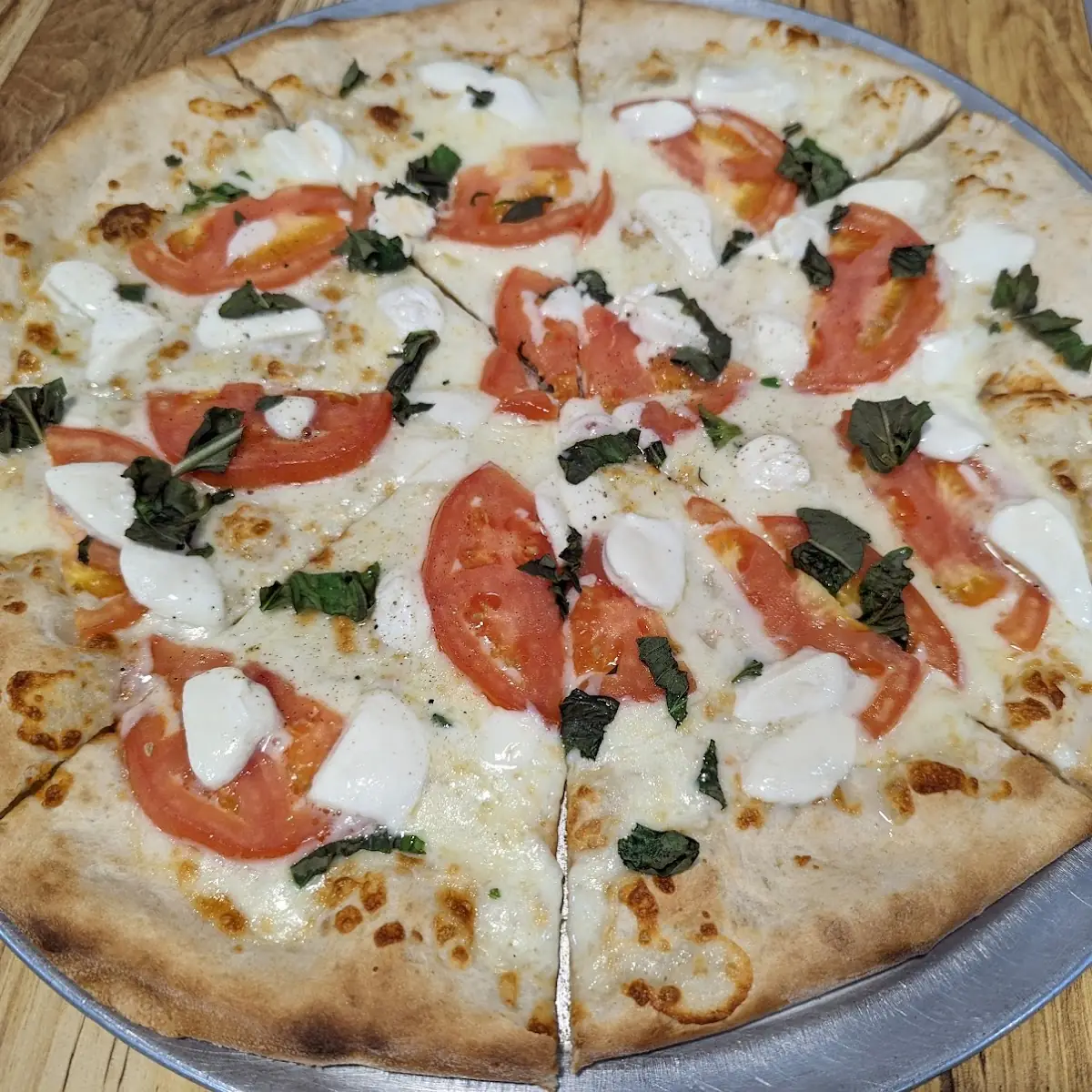 Enzo Speciality White Pizza