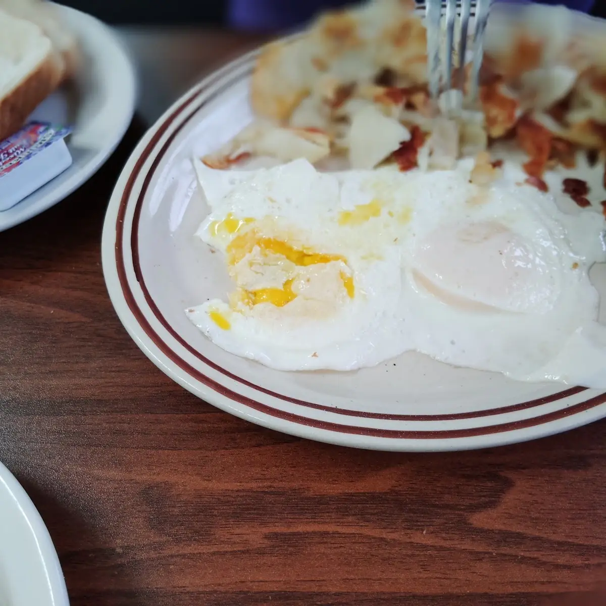 Eggs Hash Brown Sausage