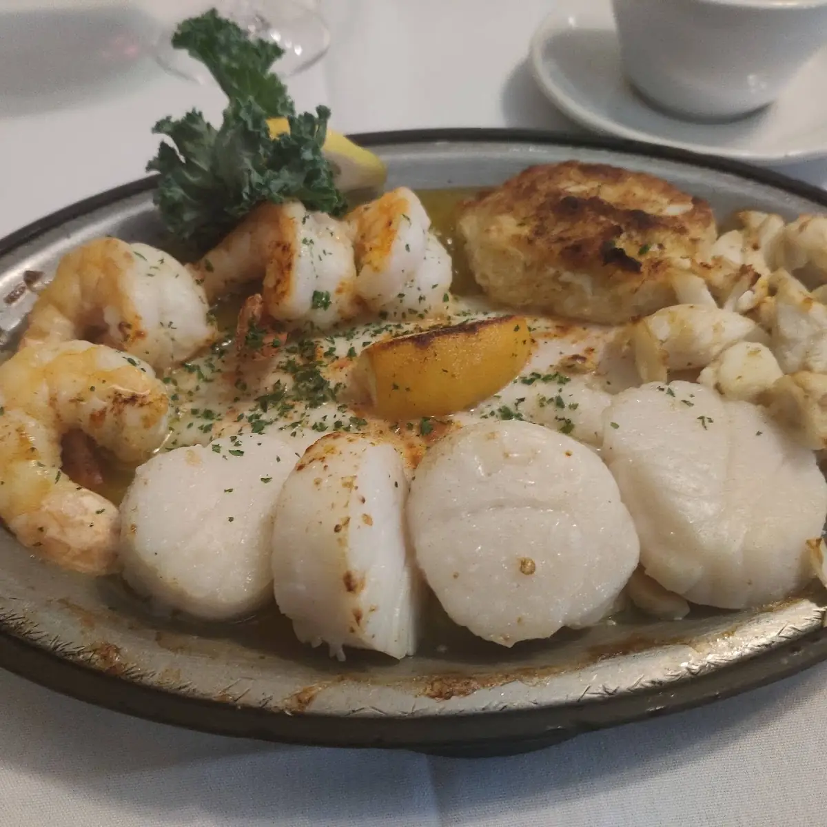 Broiled Seafood Platter