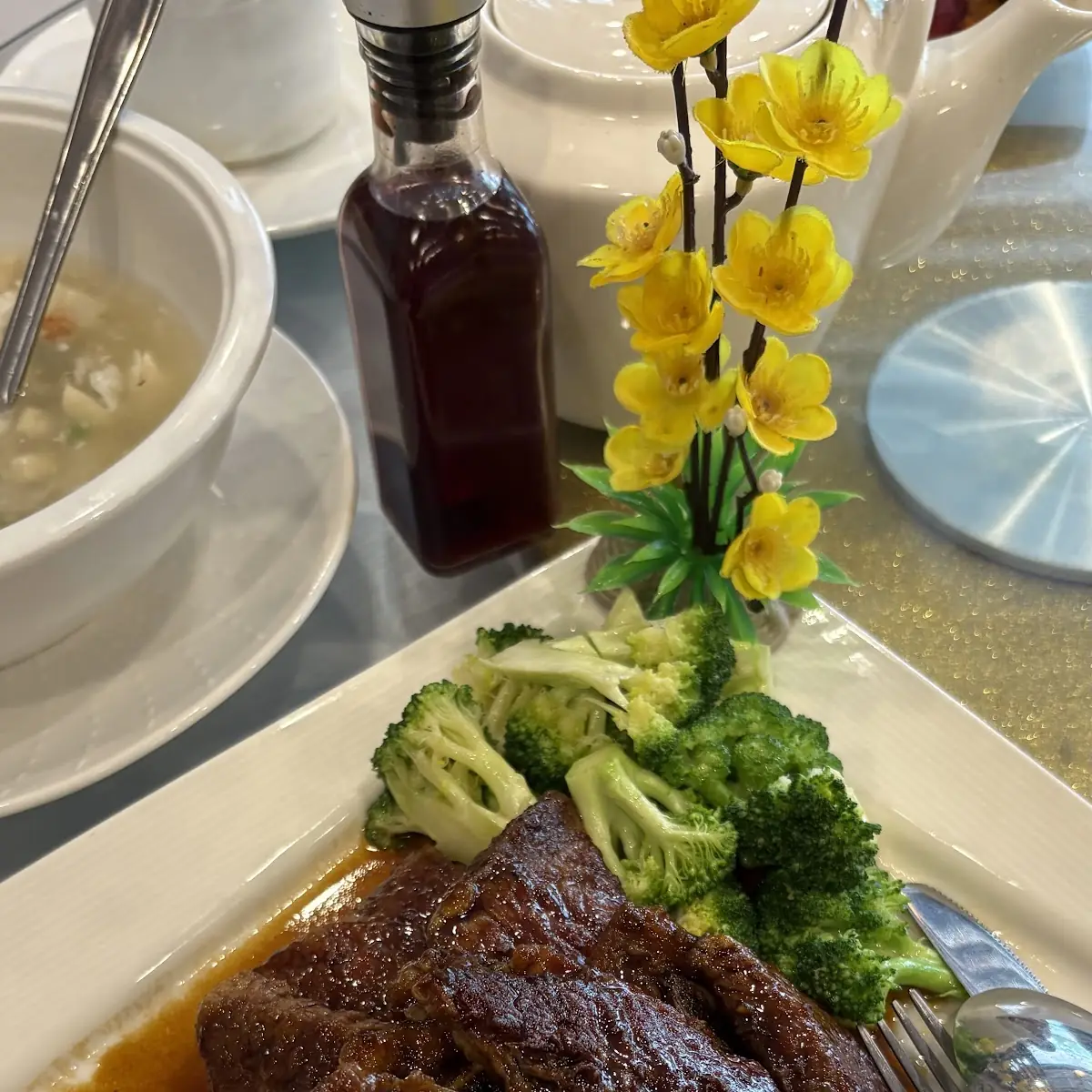 Glazed Short Ribs with Broccoli