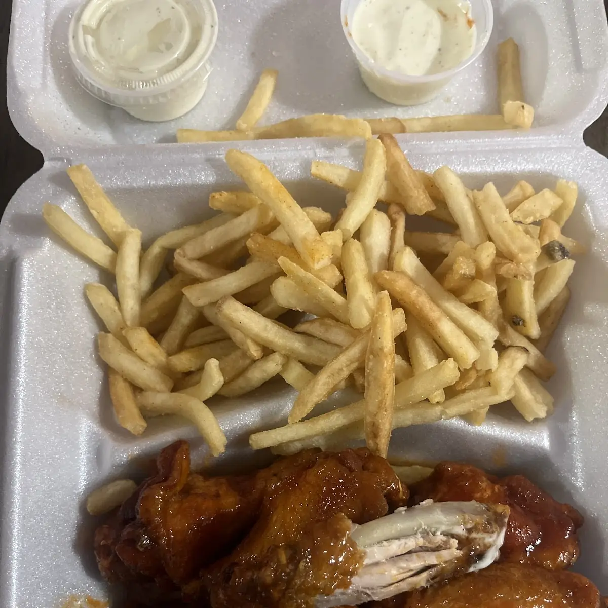 Georgia Red Wings Its Like BBQ Mixed with Buffalo