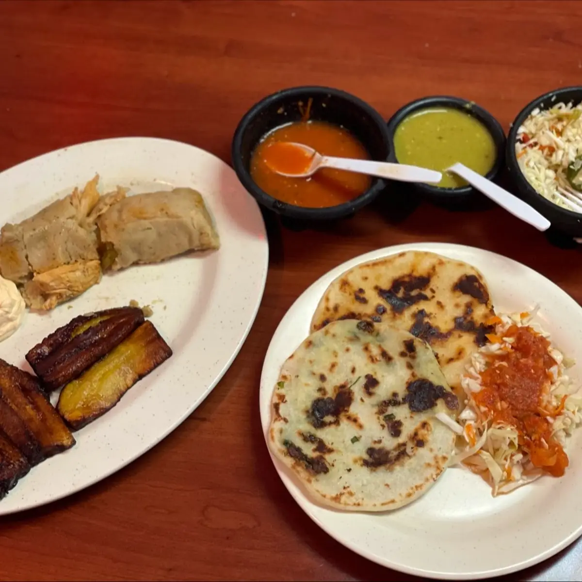 Single Cheese Pupusa with Salsa
