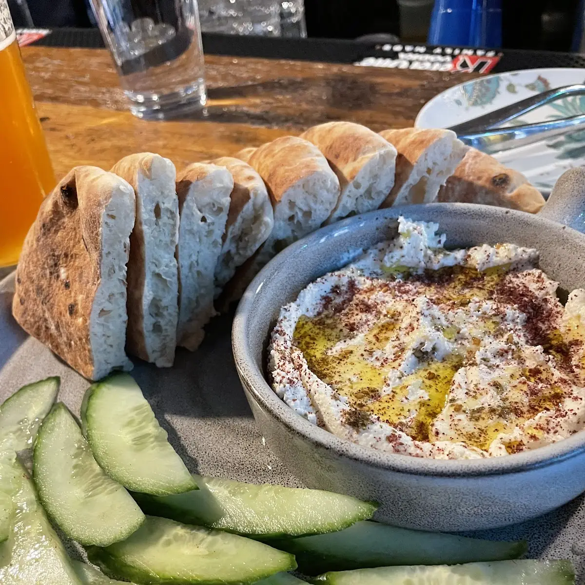 Hummus