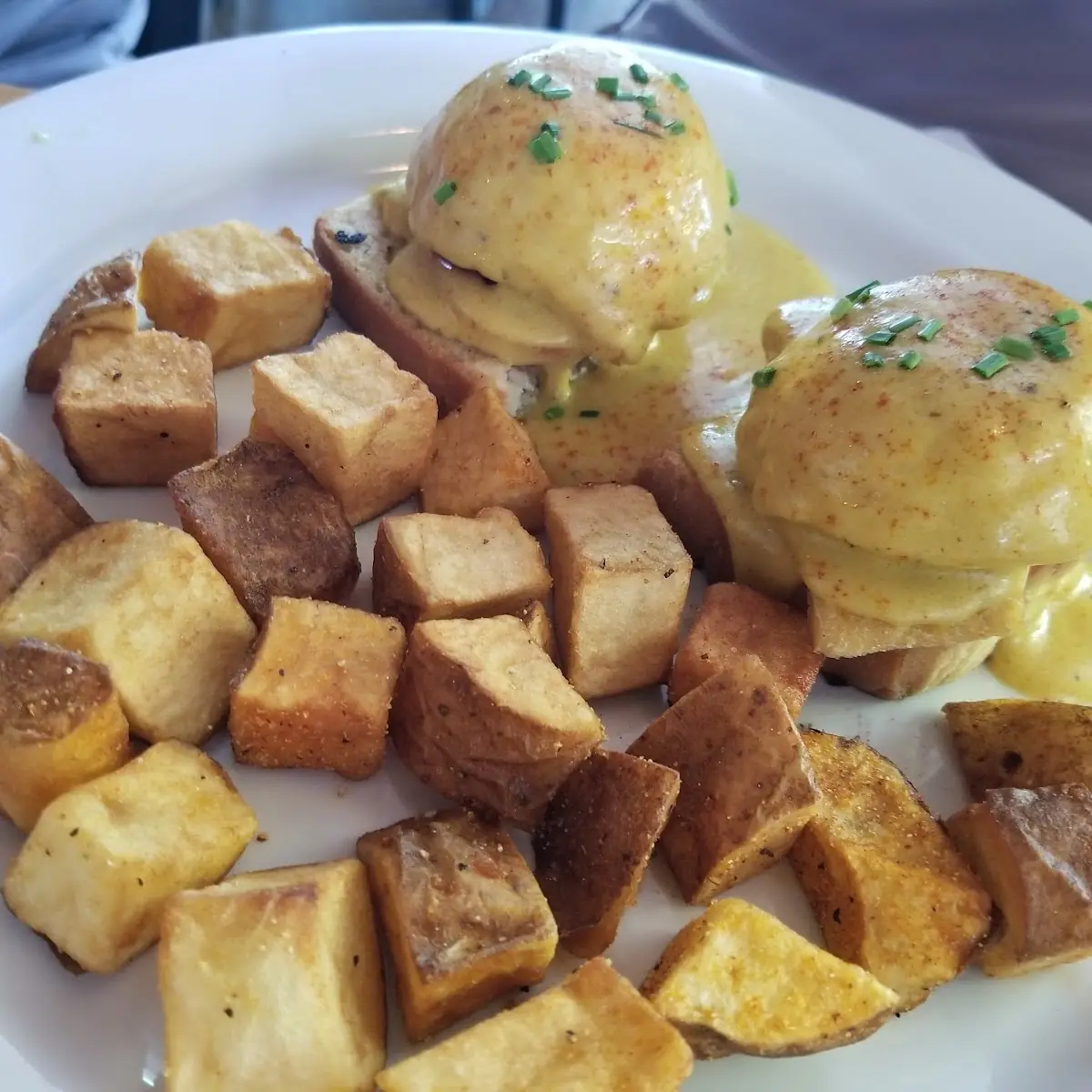 Vegan Eggs Benedict