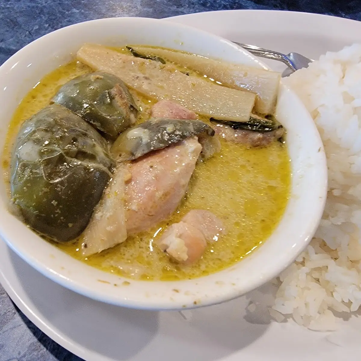 Green Curry Chicken