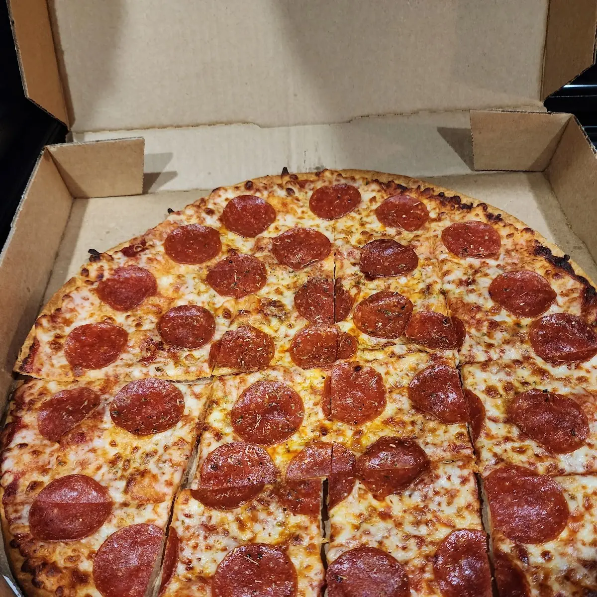 Thin Crust Pepperoni Pizza