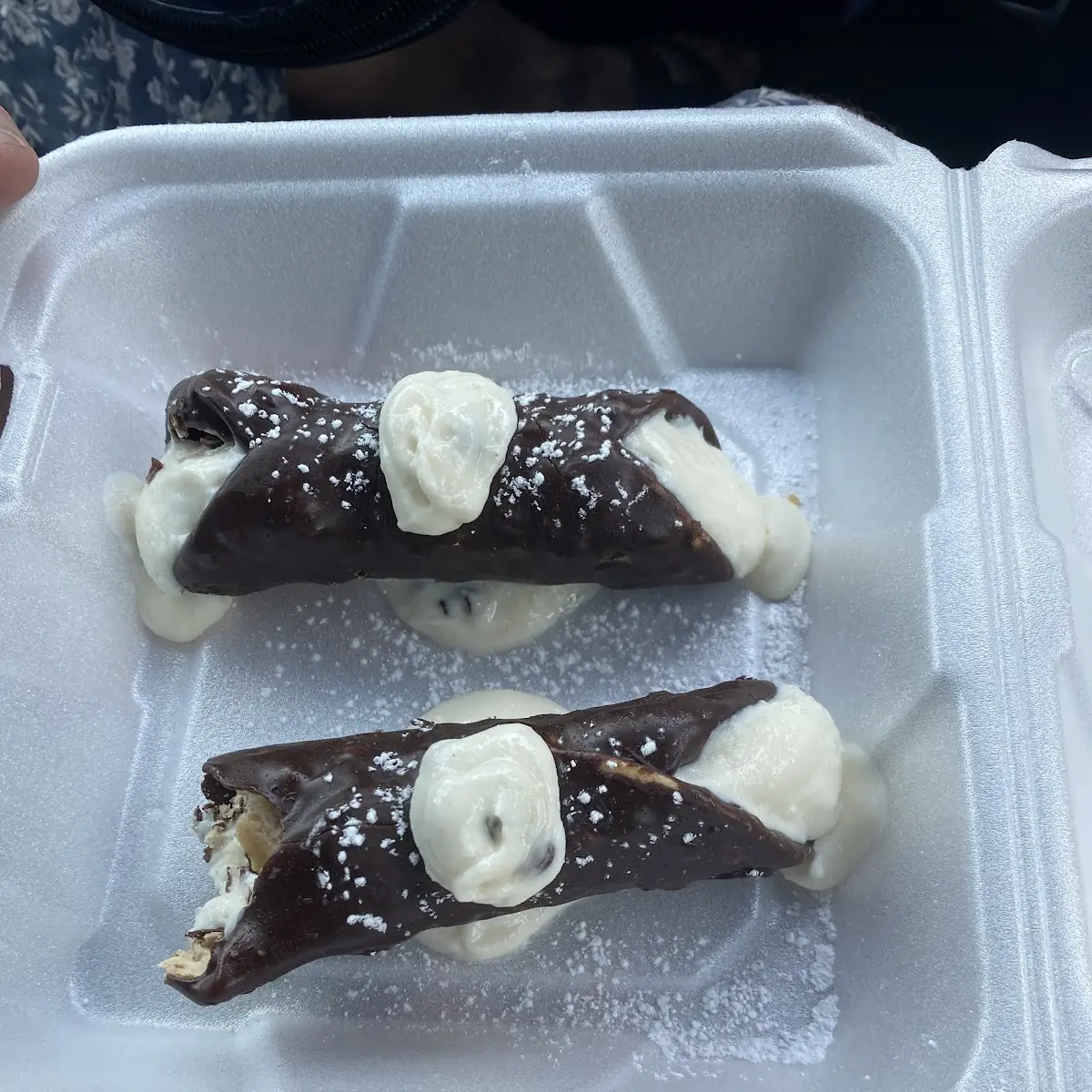 Cannoli Chocolate Shell