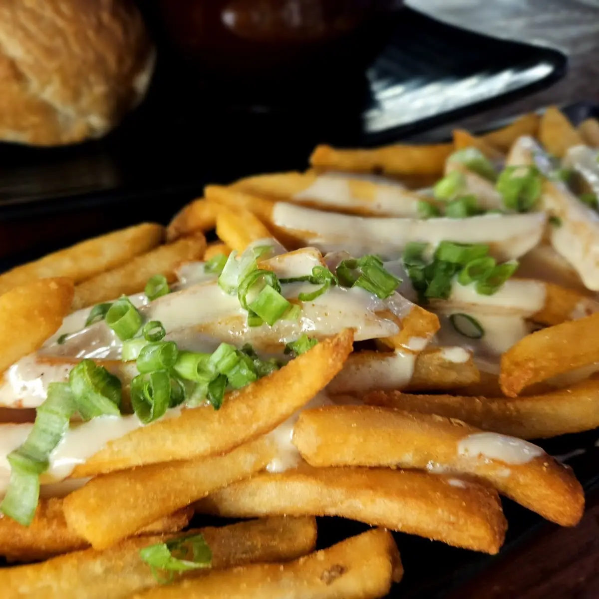 Hoodoo Cheese Fries Full Appetizer
