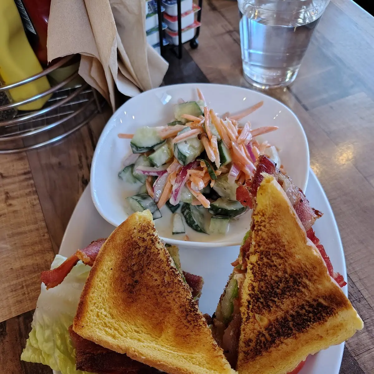 Classic blt