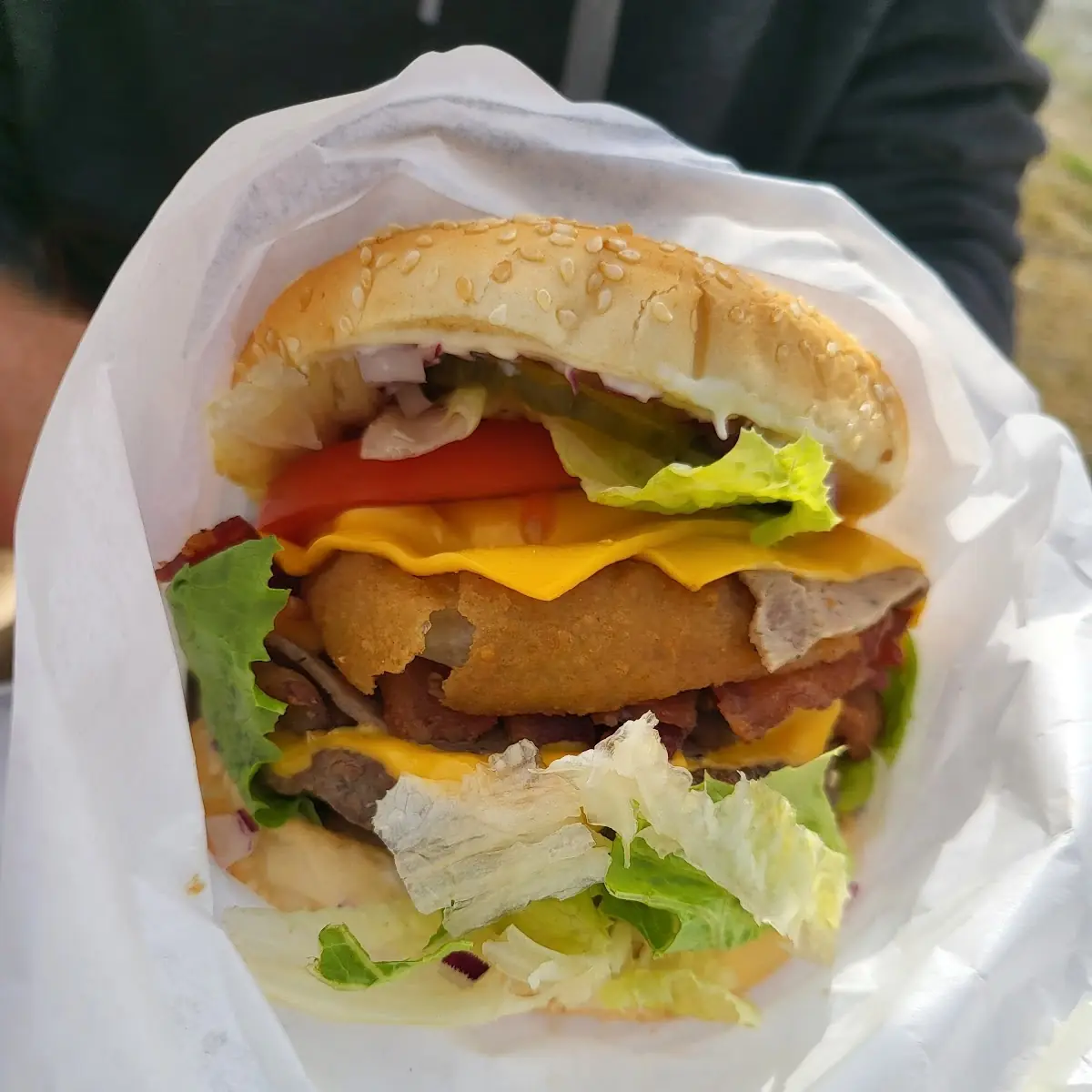 Saturn Burger