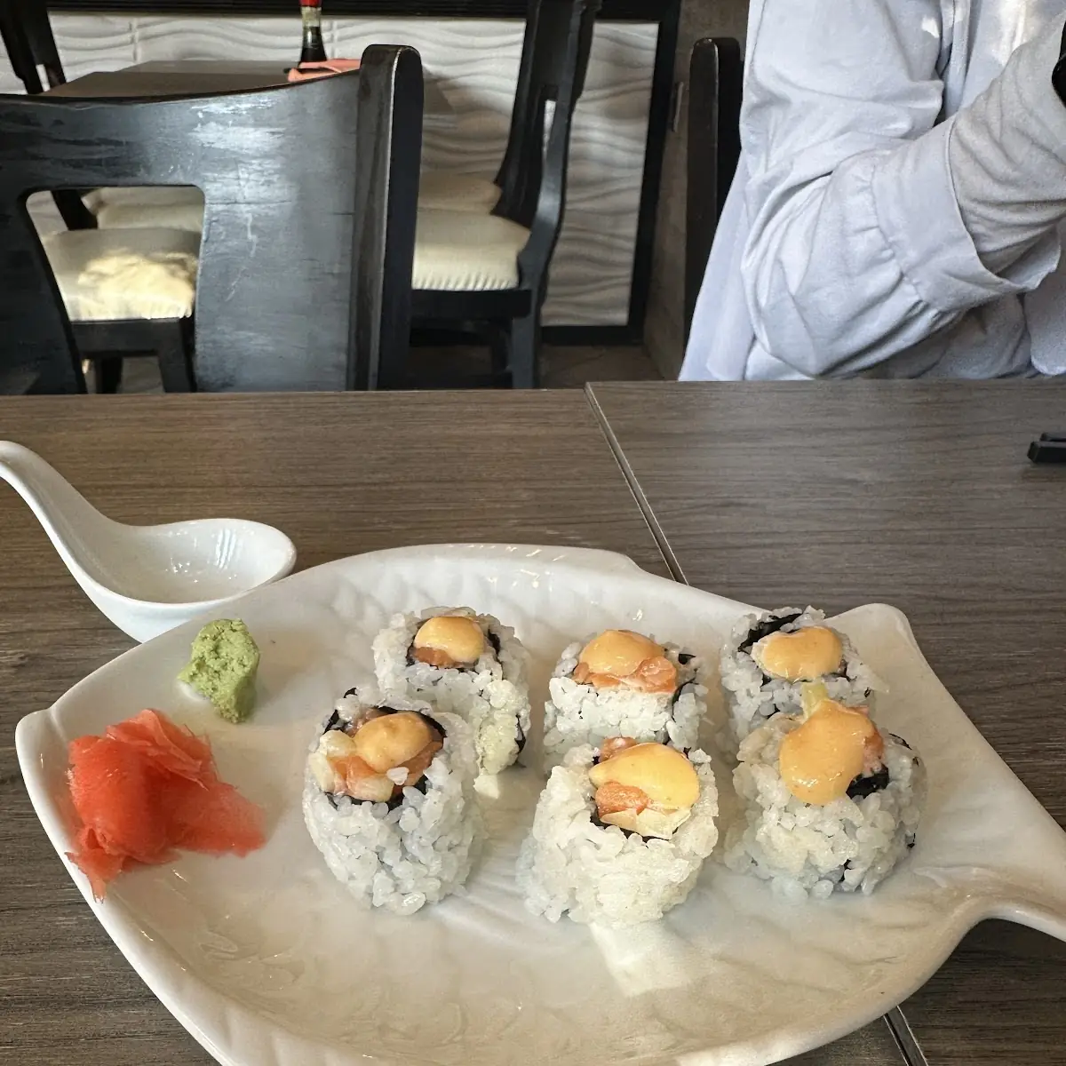 Spicy Salmon Roll