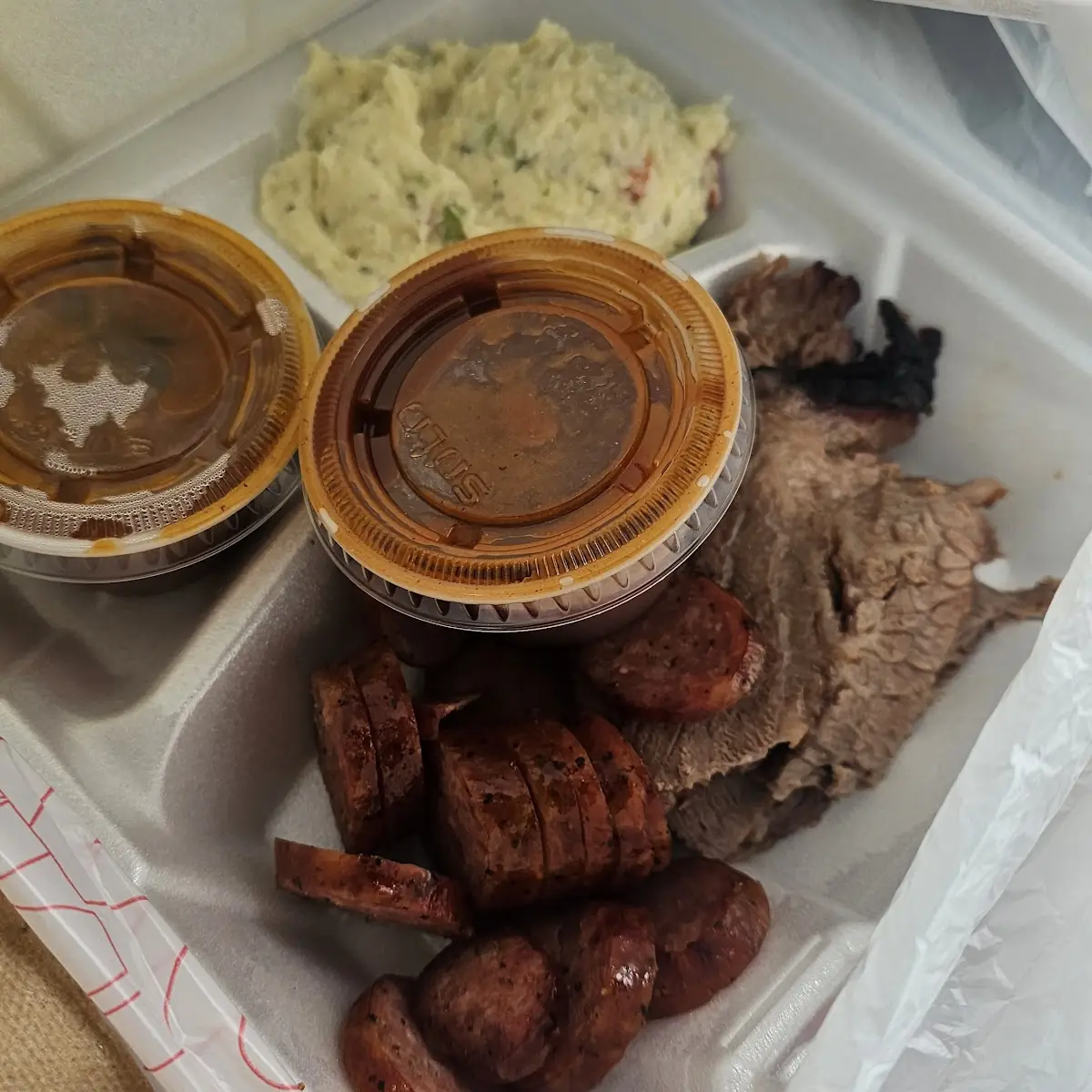 1 lb Brisket 2 Pint Size Side Orders