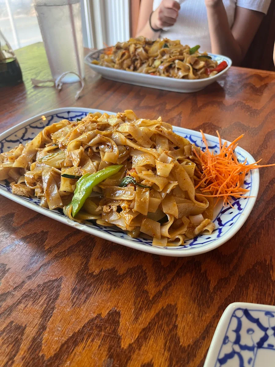 Drunken Noodle