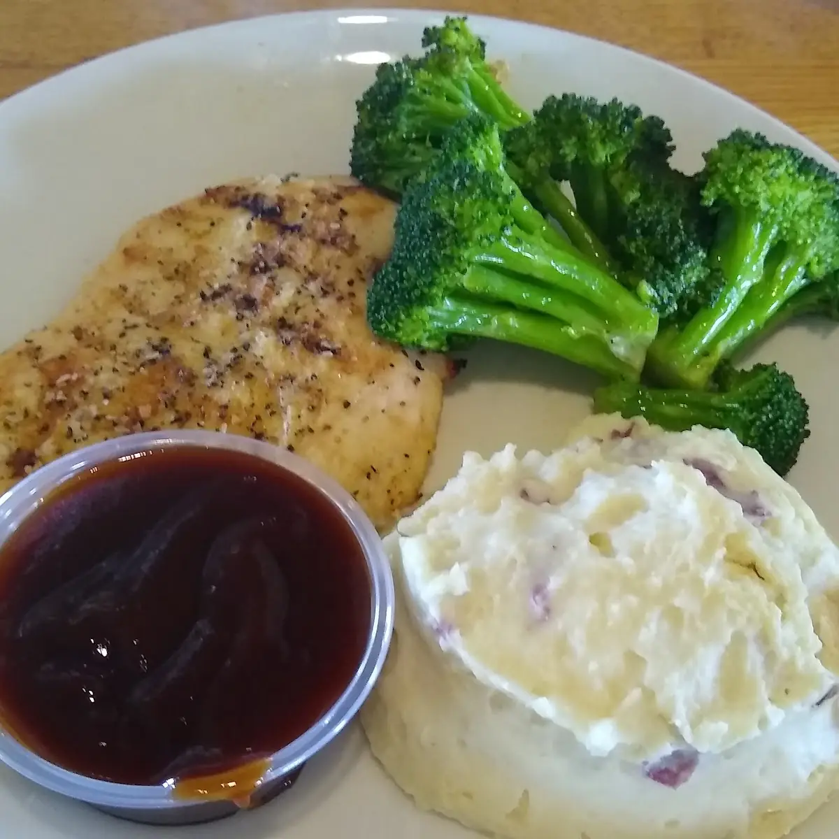 Baked Chicken with Steamed Broccoli and Garlic Mashed Potatoes