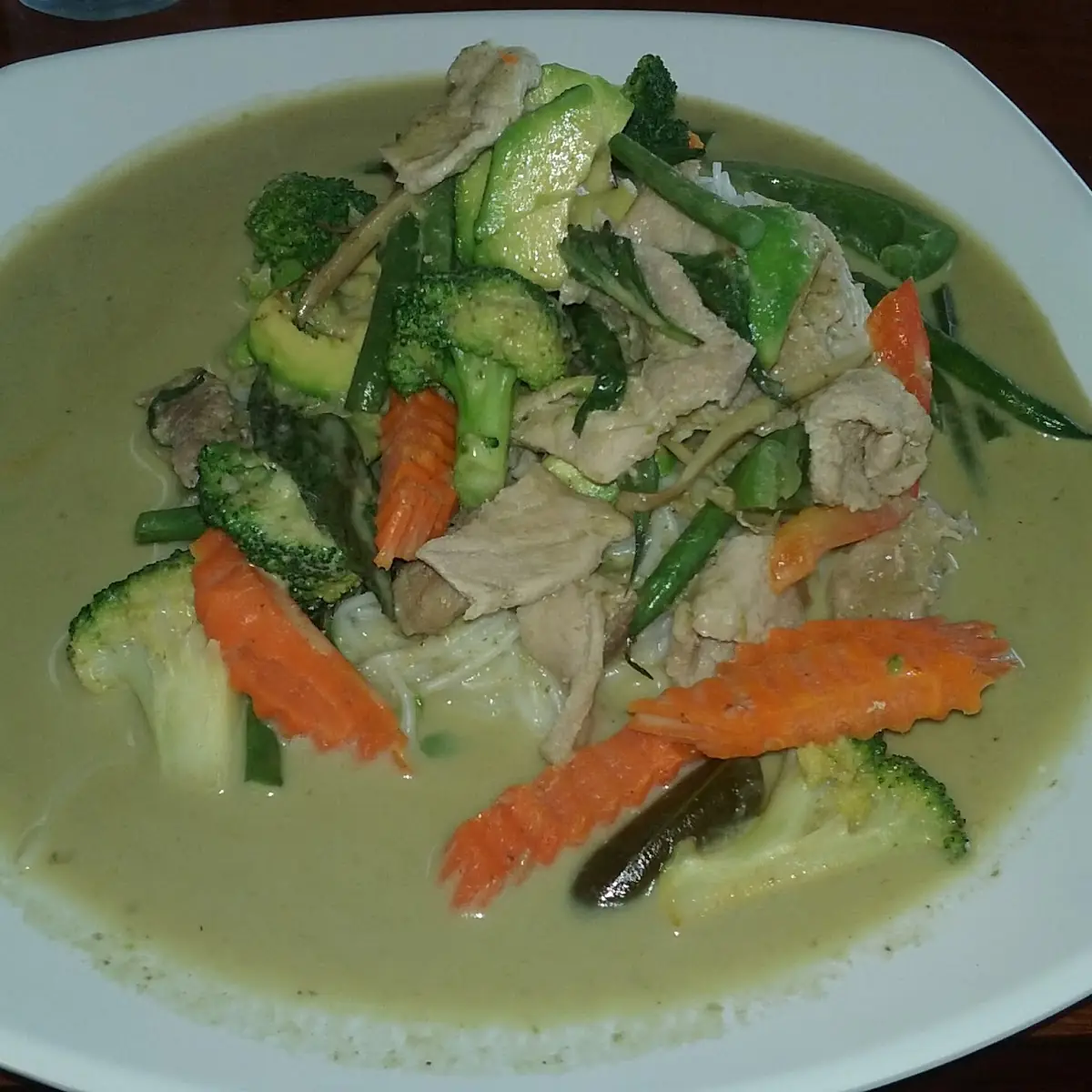 Avocado Green Curry Chicken