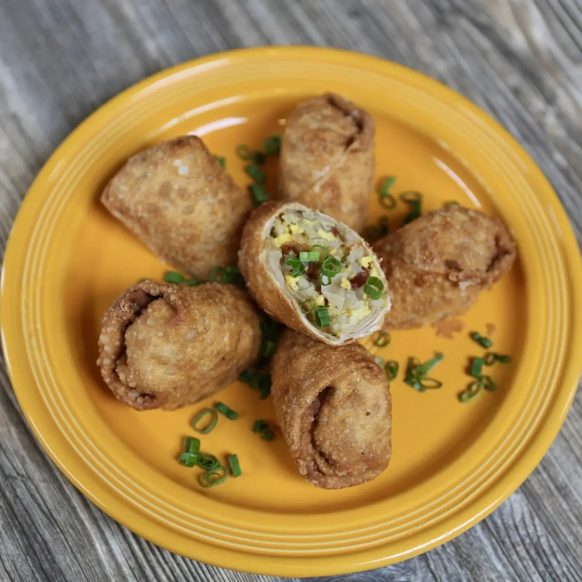 Breakfast Egg Rolls