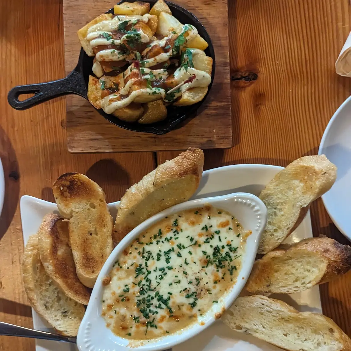 Patatas Bravas Muzzleflash Queso Dip