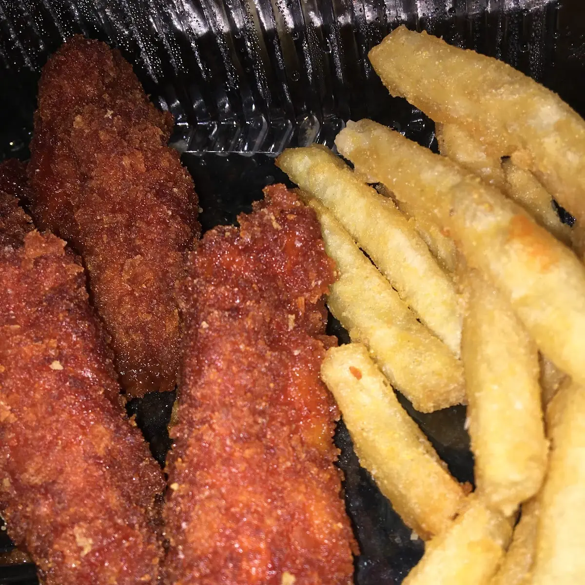 Panko-Crusted Chicken Fingers w Fries