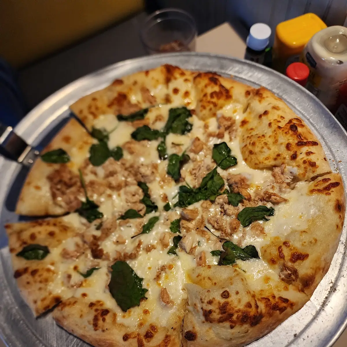 Chicken Florentine Pizza