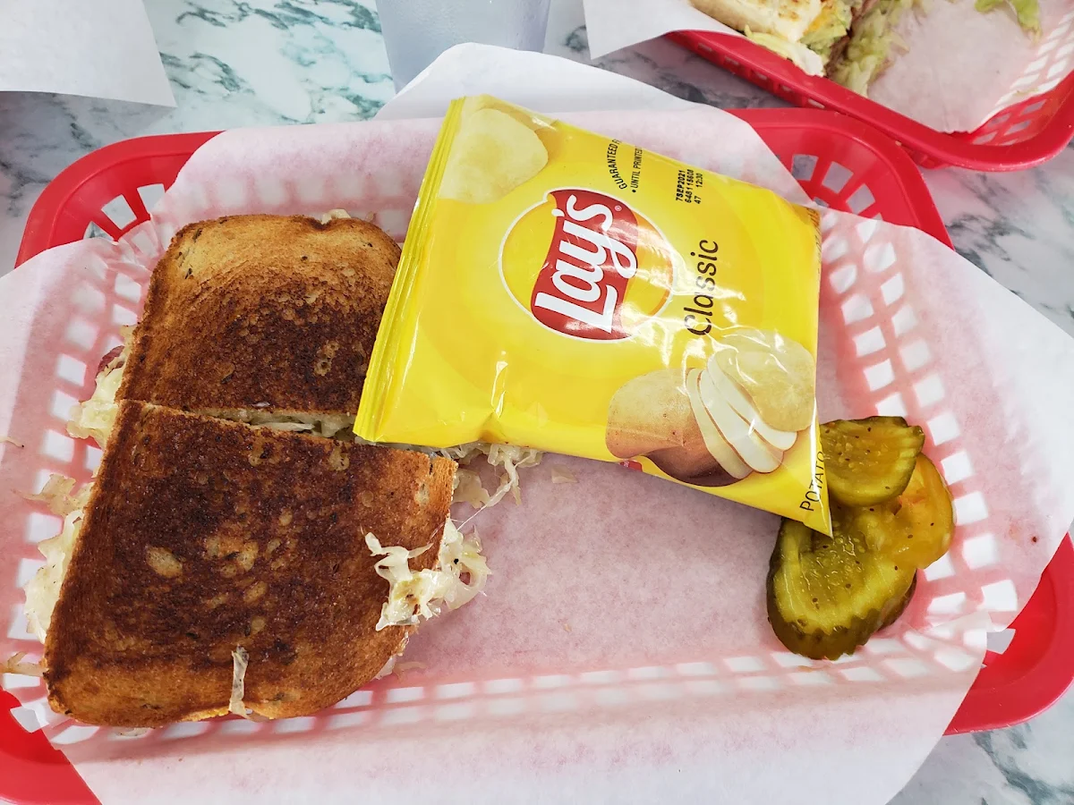 Grilled Cheese Sandwich with Chips